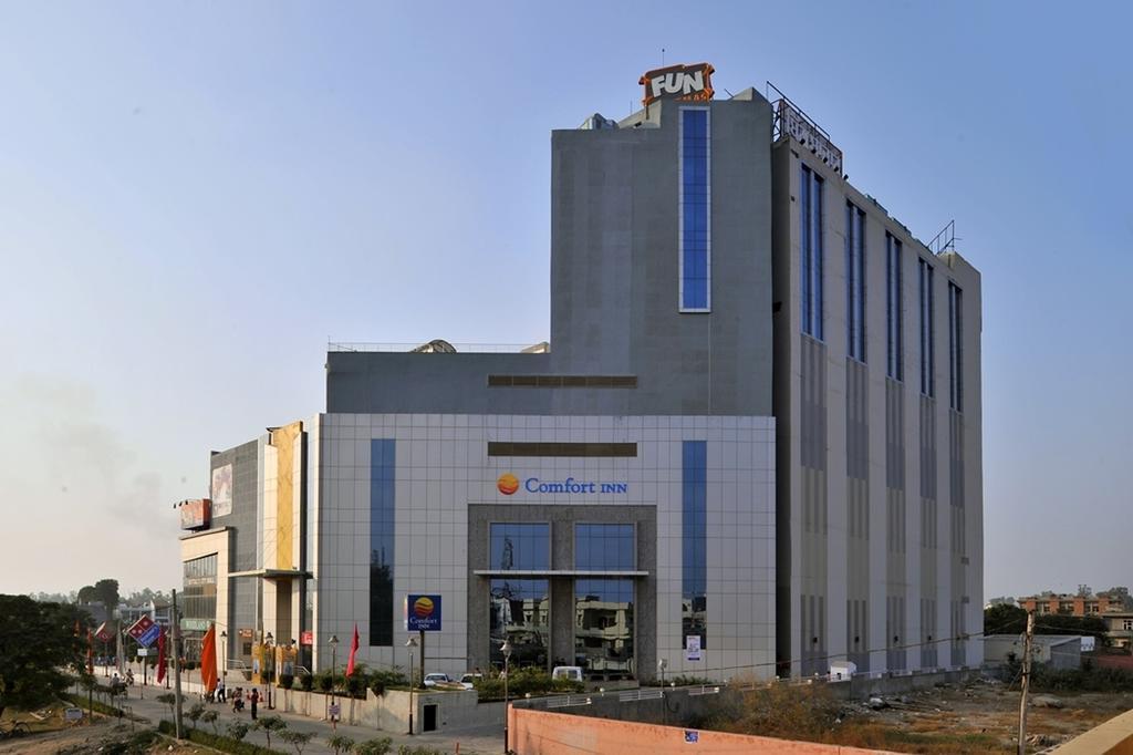 Comfort Inn Tulip Heights Bathinda Exterior photo